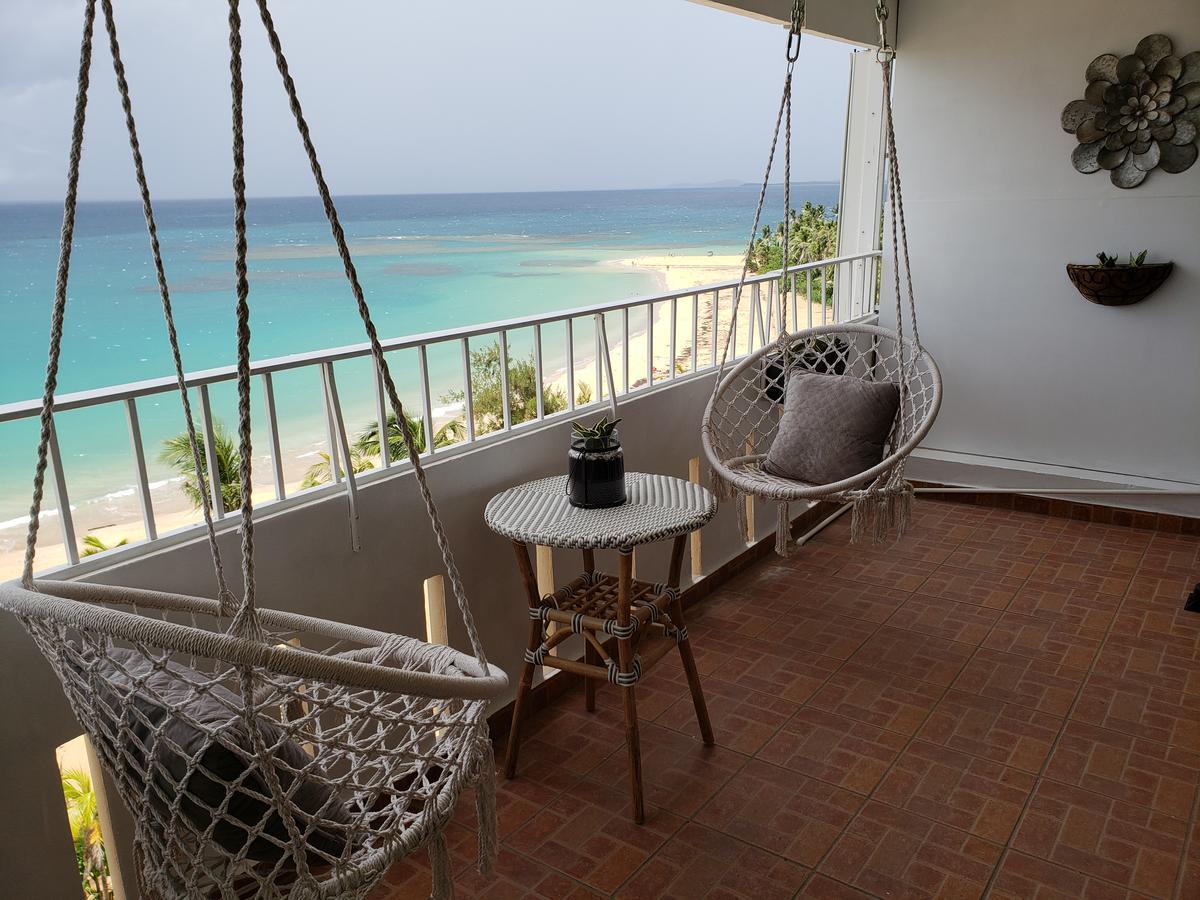 Gorgeous Beach Front Studio With Electricity Water Ac Luquillo Eksteriør billede
